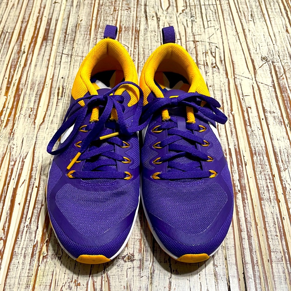 Womens LSU Tiger Nike Zoom Tennis Shoes, Size 6